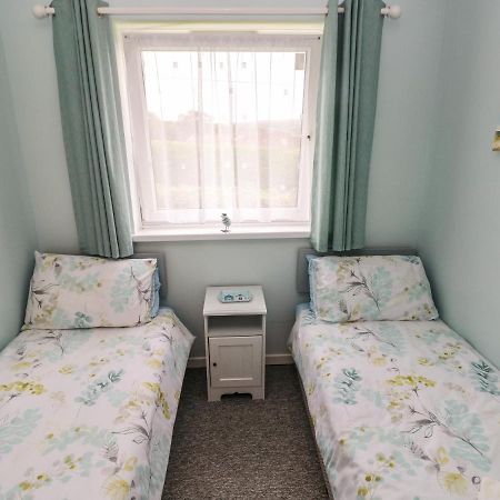 Number 6 Oxwich Leisure Park Villa Swansea Ngoại thất bức ảnh